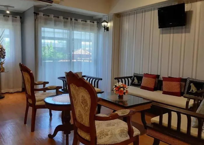 B9 Airport Resident Hotel Bangkok