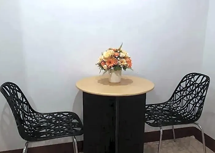 B9 Airport Resident Hotel