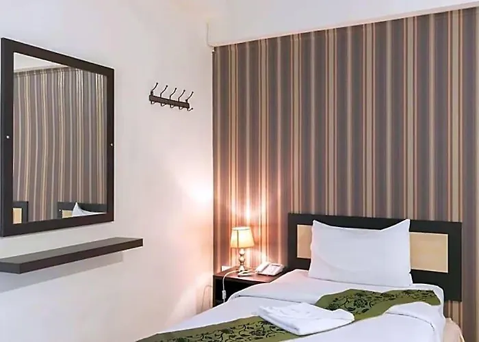 B9 Airport Resident Hotel Bangkok