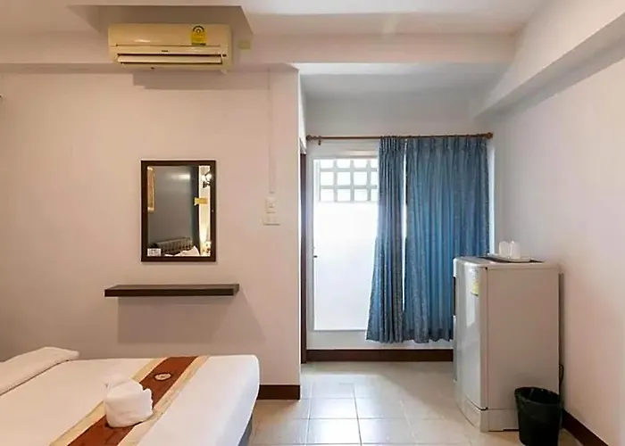 B9 Airport Resident 2* Bangkok